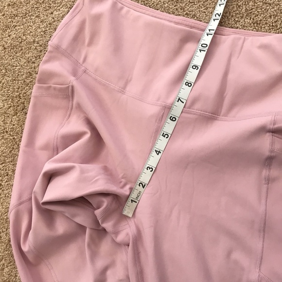 NWT! 90 degrees large shadow petal Capri tights - Picture 6 of 8